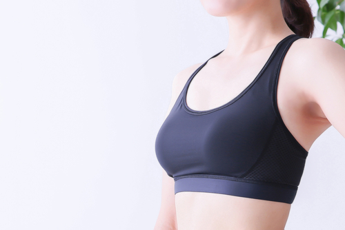 woman in sports bra-lean figure-img-blog